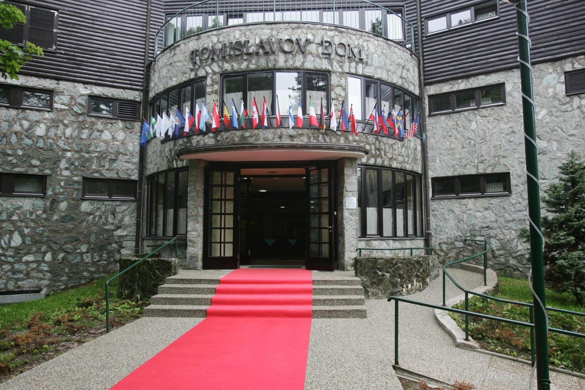 Hotel Tomislavov Dom Zagreb Exterior foto